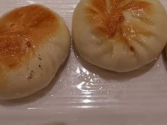 梅菜叉烧包-白云宾馆·白云宴餐厅
