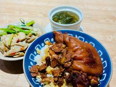 -红猪卤肉饭(大西洋美食城店)