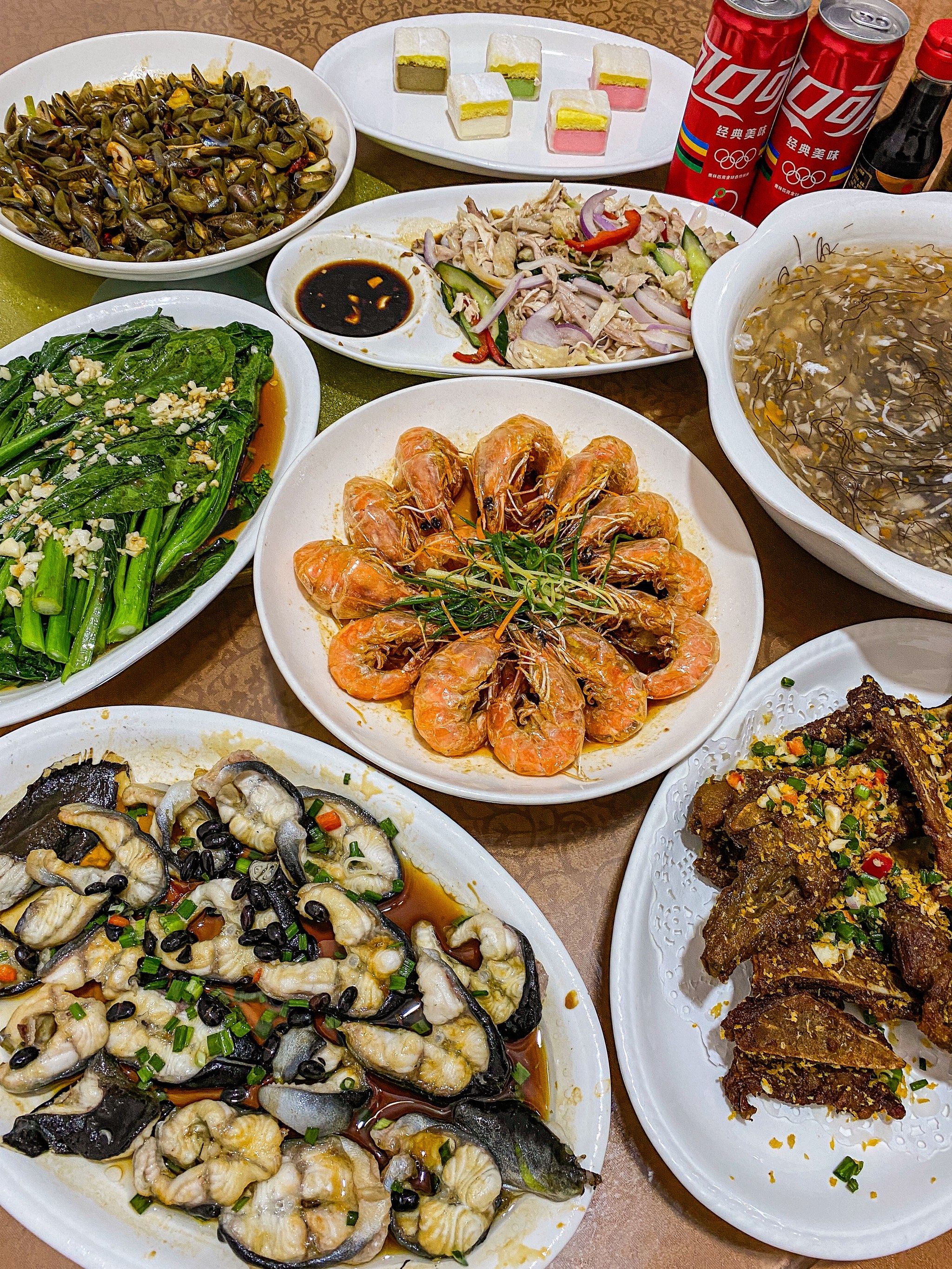 在石狮!这家闽南海鲜大排档真的特啊!