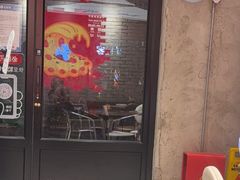 -必胜客(上海华谊新所店)