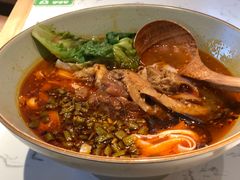 -百春原湖南牛肉粉(百联世纪店)