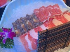 -唯爱KTV聚会餐厅(仙林东城汇店)