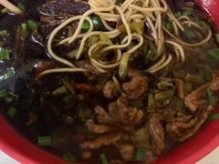 -小龙大肉面馆