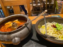 -云海肴·汽锅鸡·云南菜(天山百盛优客店)