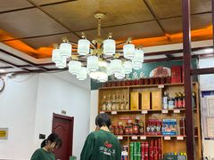 -湖南人家湘菜馆(镇江路店)