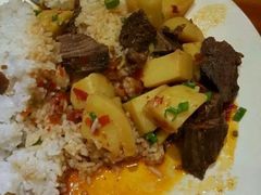 土豆牛肉盖浇饭-玛禄藏膳(五分店)