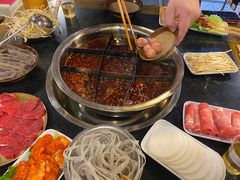 -邓莽子老火锅(中兴路总店)