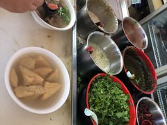 小料台-洪峰浩老北京烧饼夹肉(角门路店)