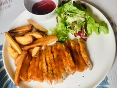 香煎猪下颚配法式薯角-Kitchen·Y洋厨房西餐厅(王府壹号店)