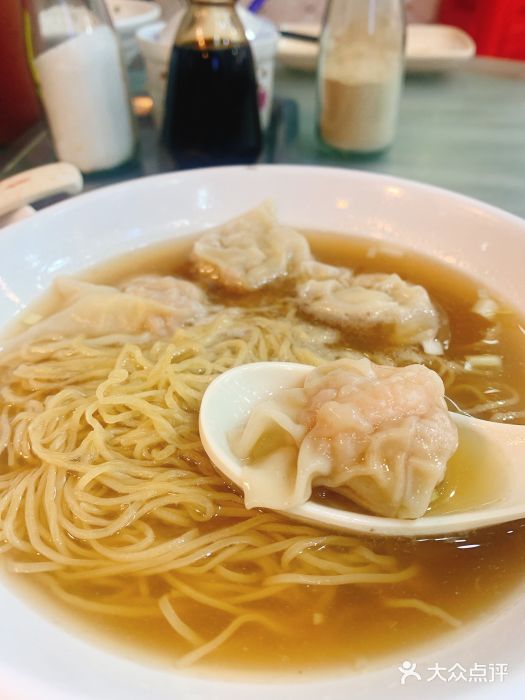 燊意布拉肠云吞面(中山四路店)图片