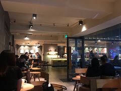 -星巴克(广州动漫星城东区店)