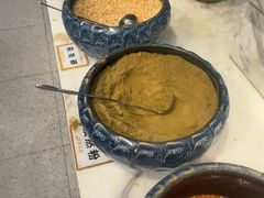 -金滏山·烤肉海鲜火锅自助(襄阳万达店)