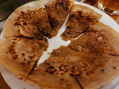 蒙古牛肉饼-欢乐牧人蒙古炭烤羊腿(四平路店)