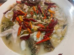 -鱼亨小鲜酸菜鱼(大信店)