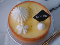 -UNI UNI(环亚凯瑟琳店)