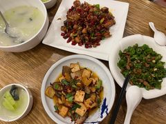 -湘缘道客•湘缘饭店·25年湘菜馆(古墩路店)