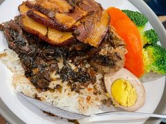 梅菜扣肉饭-弄堂咪道-饭香·面香·馄饨香(钦州北路田尚坊店)
