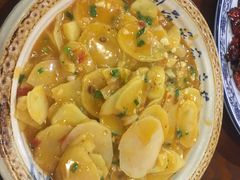 -黄桷树曹家私房菜(江与城店)