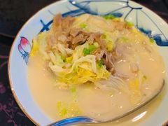 海蜇里子炖白菜-浩运·海鲜青岛菜·海胆水饺(石老人店)