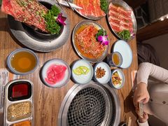 -明洞阿姨·韩式酱蟹烤肉·创意料理(三元桥店)