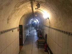 -洞庭洲·防空洞火锅·烧烤·铜锅涮肉(新百广场店)