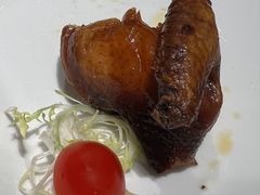 红烧脆皮乳鸽-东海海鲜酒家(中信广场店)