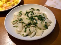 荠菜炒年糕-南小馆(迪士尼小镇店)