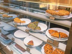 -Pie Bird(新闸路店)