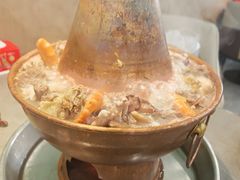 -鑫渔港海鲜本地菜·山海关浑锅(东戴河店)