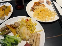 -涨巢·潮玩水疗局