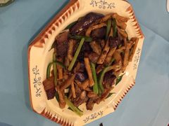 茄子炒腊肉-粤湘情(珠海海泉湾店)
