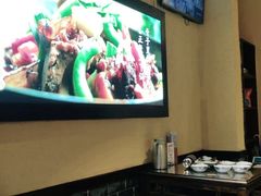 -富正毅三下锅·湘西韵味(天门山索道店)