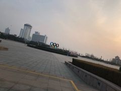 -汇泉广场