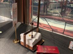 -蝴蝶里·粤菜·点心(滨江龙湖店)