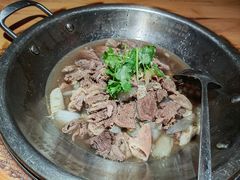 -大众跷脚牛肉馆·非遗传承单位(峨眉山店)