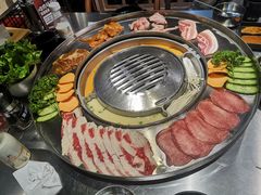 -哈哈碳都·牛肋条无限自助烤肉(台江万达店)