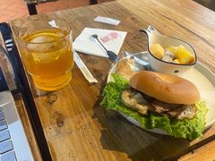 -房角石咖啡与书(吉大南校店)