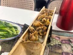 -刘姐啤酒鱼民族演艺餐厅(西街总店)