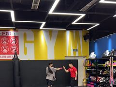 -成杰格斗·拳击·柔术·防身术(建设路店)
