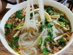 -老字号杨坡红油米线腊汁肉夹馍(东四道巷店)
