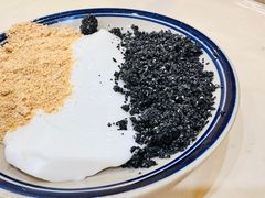 -正南齐北·老街糯米团(洪崖洞店)