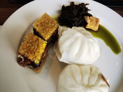 -中山利和希尔顿酒店