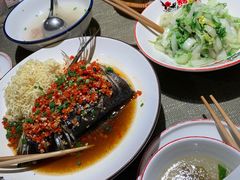 -老湖南民间菜·牛肉十八炒(花都店)
