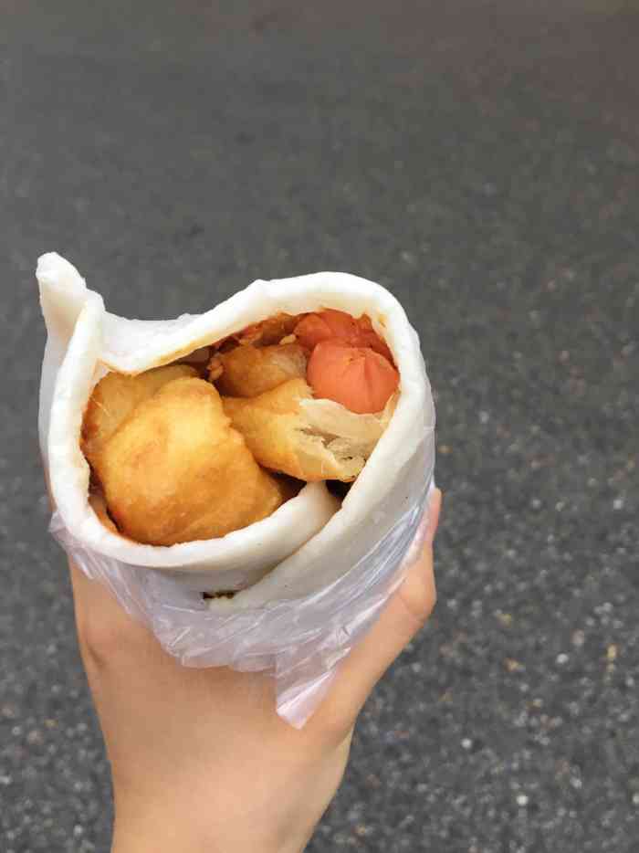 英凤烧饵块(华丰店)-"这家店是骑车去昆明火车站的时候无意中看见.