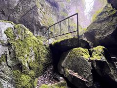 -秦岭终南山世界地质公园翠华山景区
