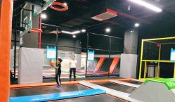 -蹦贝运动中心·蹦床·攀岩·闯关(龙岗店)