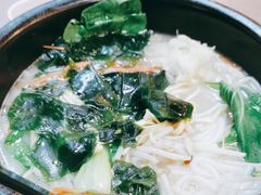-灵芝妹子海鲜米线(瓦房店新玛特店)
