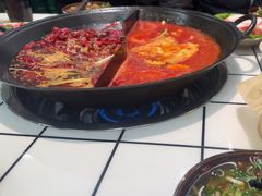 -扎起市井老火锅(乐山总店)