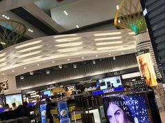 -王权免税店(廊曼机场店)