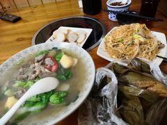 牛肉汤粉丝-牛小隆牛肉面馆(四牌楼店)